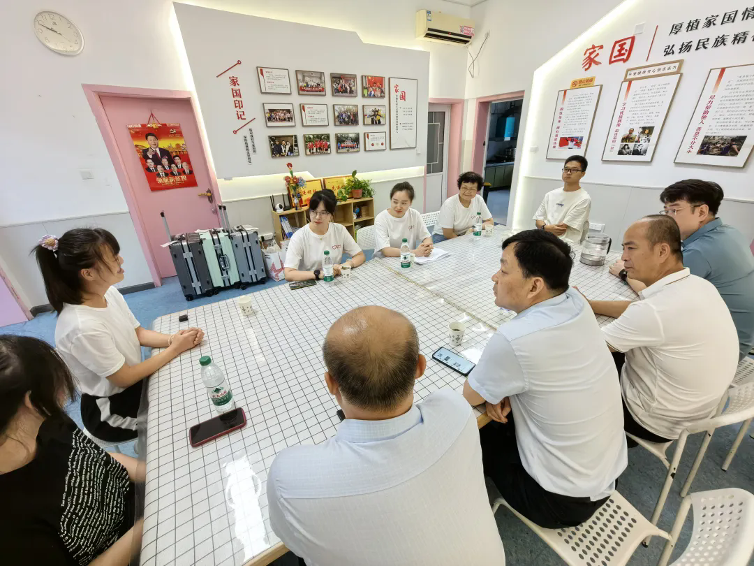 第十届“金秋圆梦·爱心助学”走访 | 轩苑集团助学组委会走进市儿童福利院
